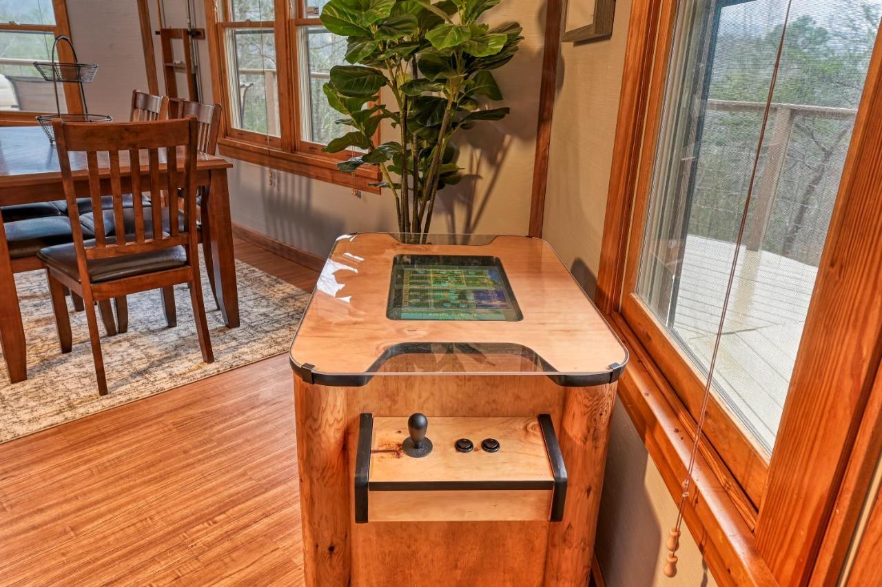 Hawks View Gatlinburg Mountain Cabin エクステリア 写真