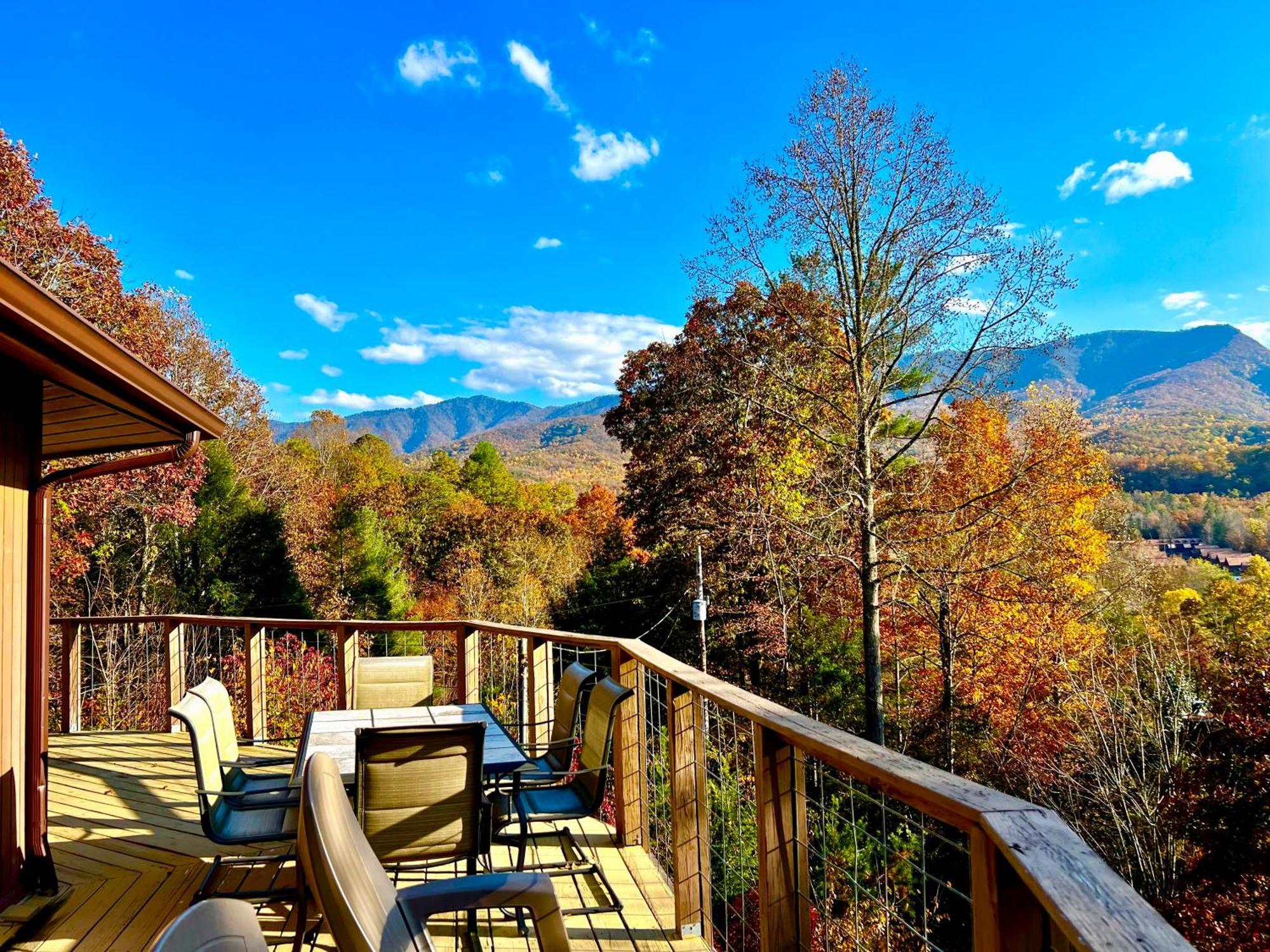 Hawks View Gatlinburg Mountain Cabin エクステリア 写真
