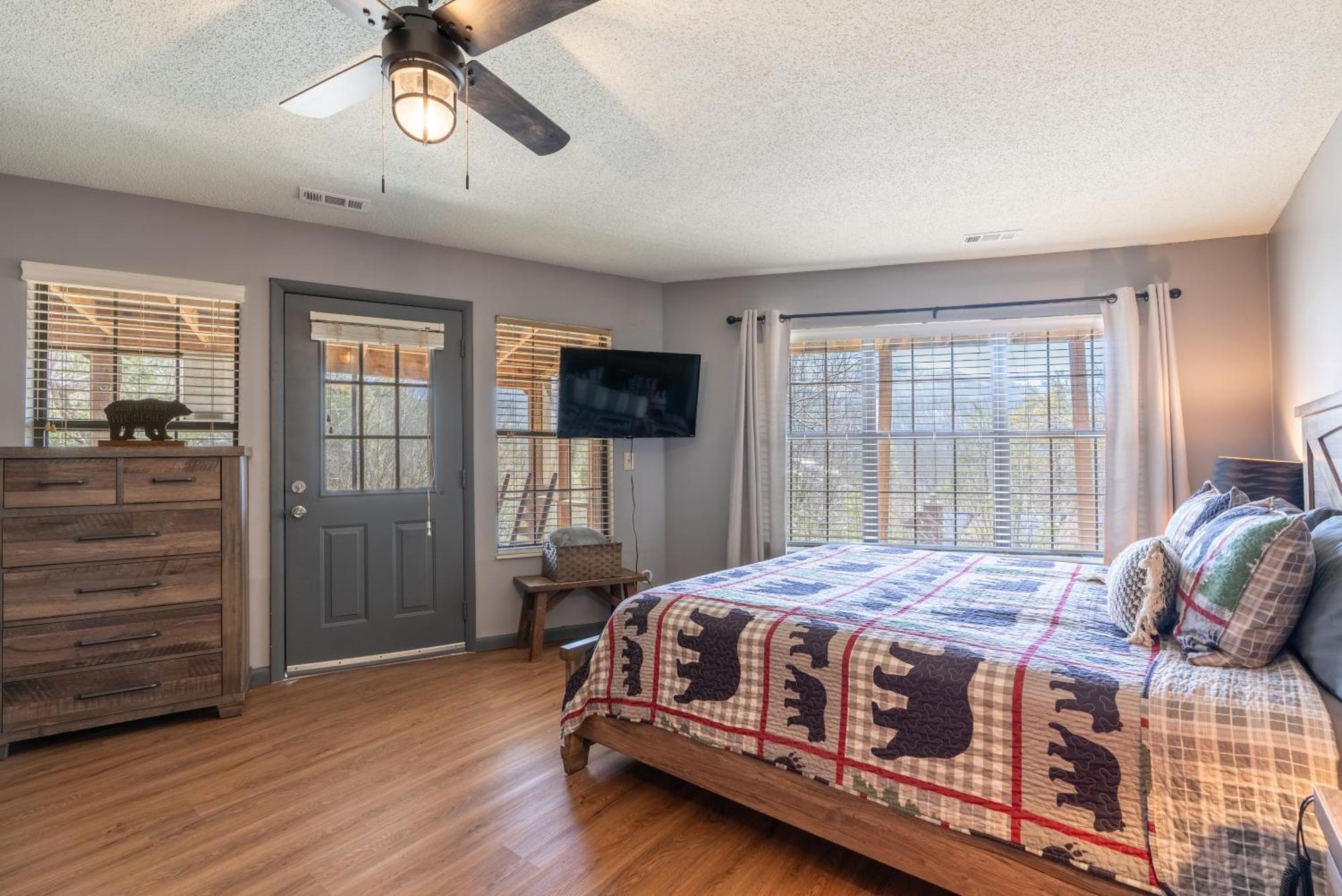 Hawks View Gatlinburg Mountain Cabin エクステリア 写真