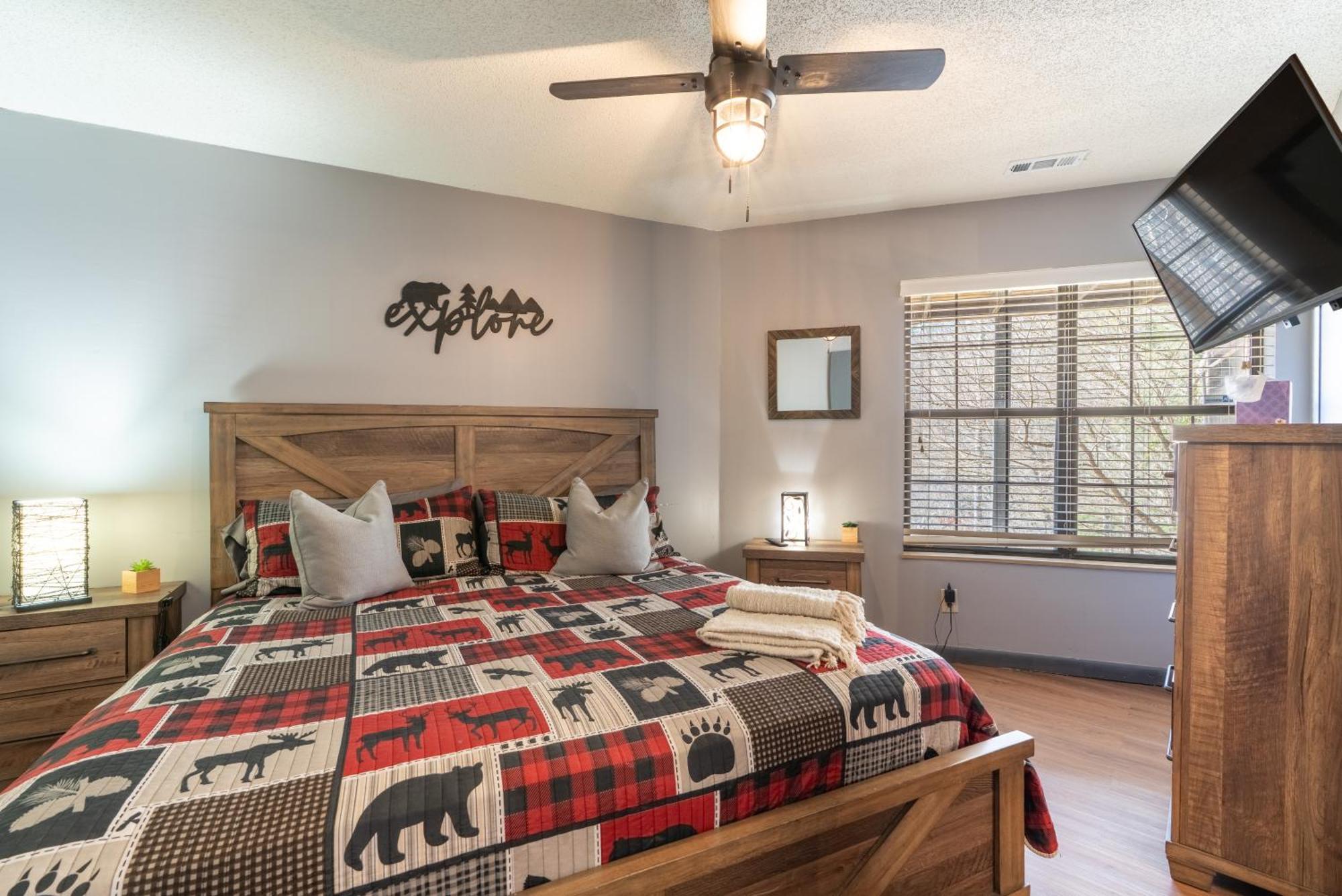Hawks View Gatlinburg Mountain Cabin エクステリア 写真